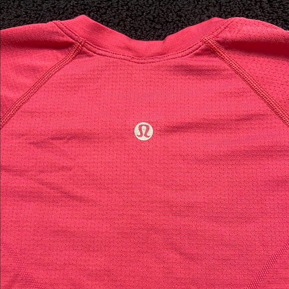 lululemon athletica Pink Women's Top - Picture 2 of 3